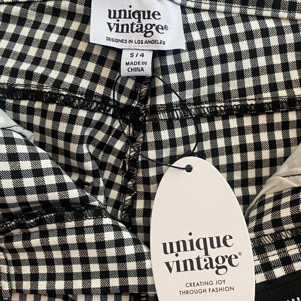 Unique Vintage high waisted black/white gingham capris size S - Picture 2 of 4
